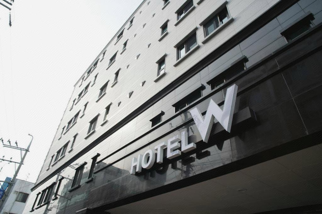 Hotel W ShinΤζέτζου Εξωτερικό φωτογραφία