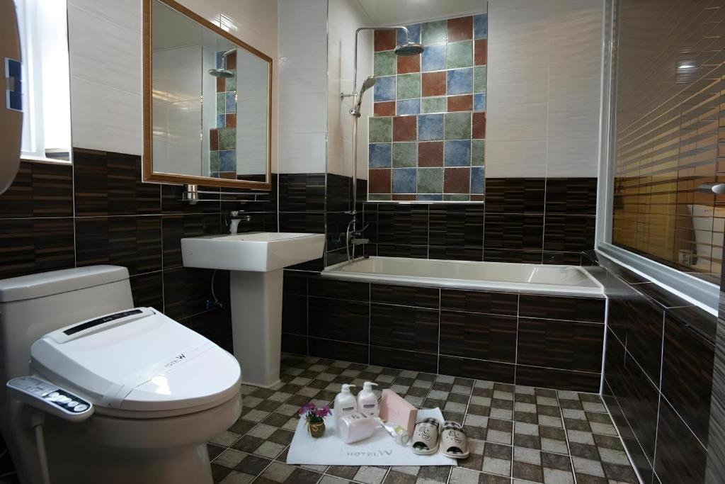 Hotel W ShinΤζέτζου Εξωτερικό φωτογραφία