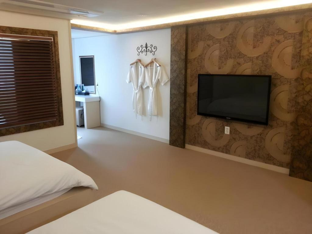 Hotel W ShinΤζέτζου Εξωτερικό φωτογραφία